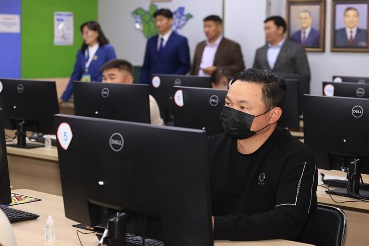 III улирлын Төрийн албаны ерөнхий шалгалтыг  таван ээлжээр зохион байгууллаа