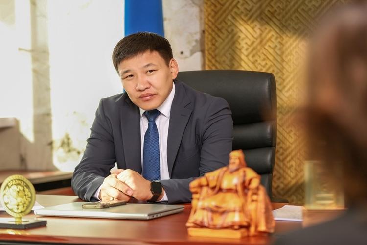 Орхон аймгийн Засаг даргын санаачилгаар Бүх хайраа гэр бүлдээ төсөл хэрэгжинэ