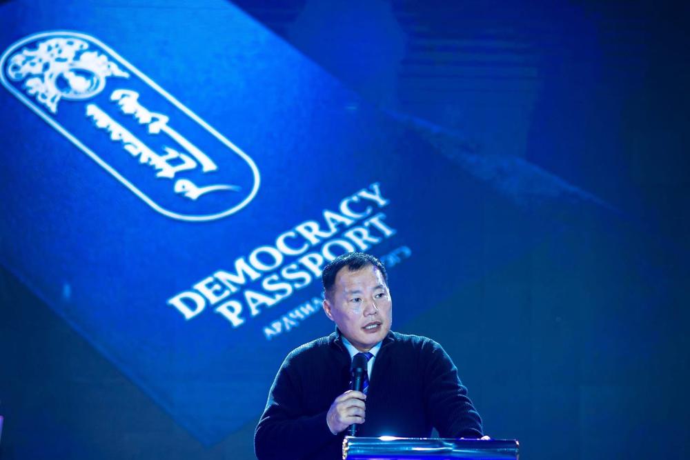 АН дотоод шинэчлэл эхлүүлсэн ч Орхонд гишүүд нь намаасаа татгалзаж эхлэв