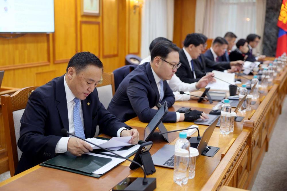 Засгийн газар Эрүүл мэндийн даатгалын сангийн үйл ажиллагааг сайжруулах арга хэмжээ баталлаа